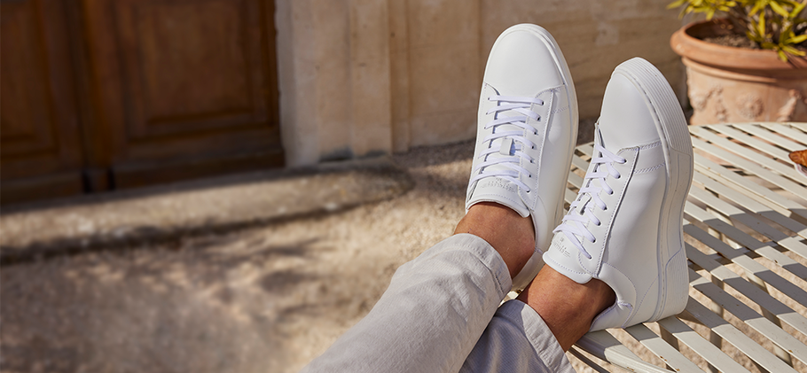 uitslag Array kast How to: Witte sneakers kuisen | Omoda