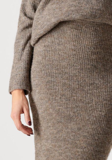YDENCE Jupe maxi KNITTED SKIRT LAINEY en taupe - large