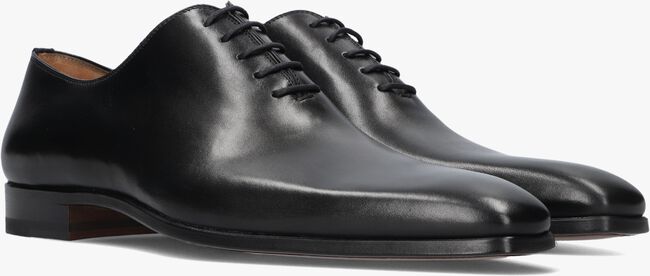 MAGNANNI 23806 Chaussures à lacets en noir - large