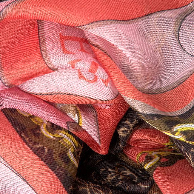 Bruine GUESS Sjaal CAMY PRINTED KEFIAH Bruine GUESS Sjaal CAMY PRINTED KEFIAH - large