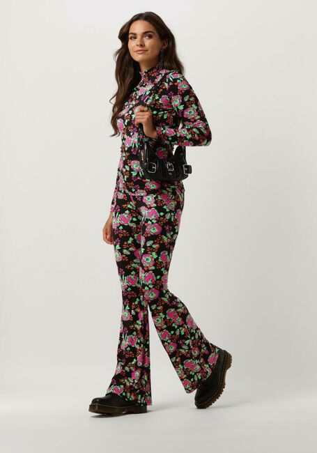 REFINED DEPARTMENT Pantalon évasé ABBA en noir - large