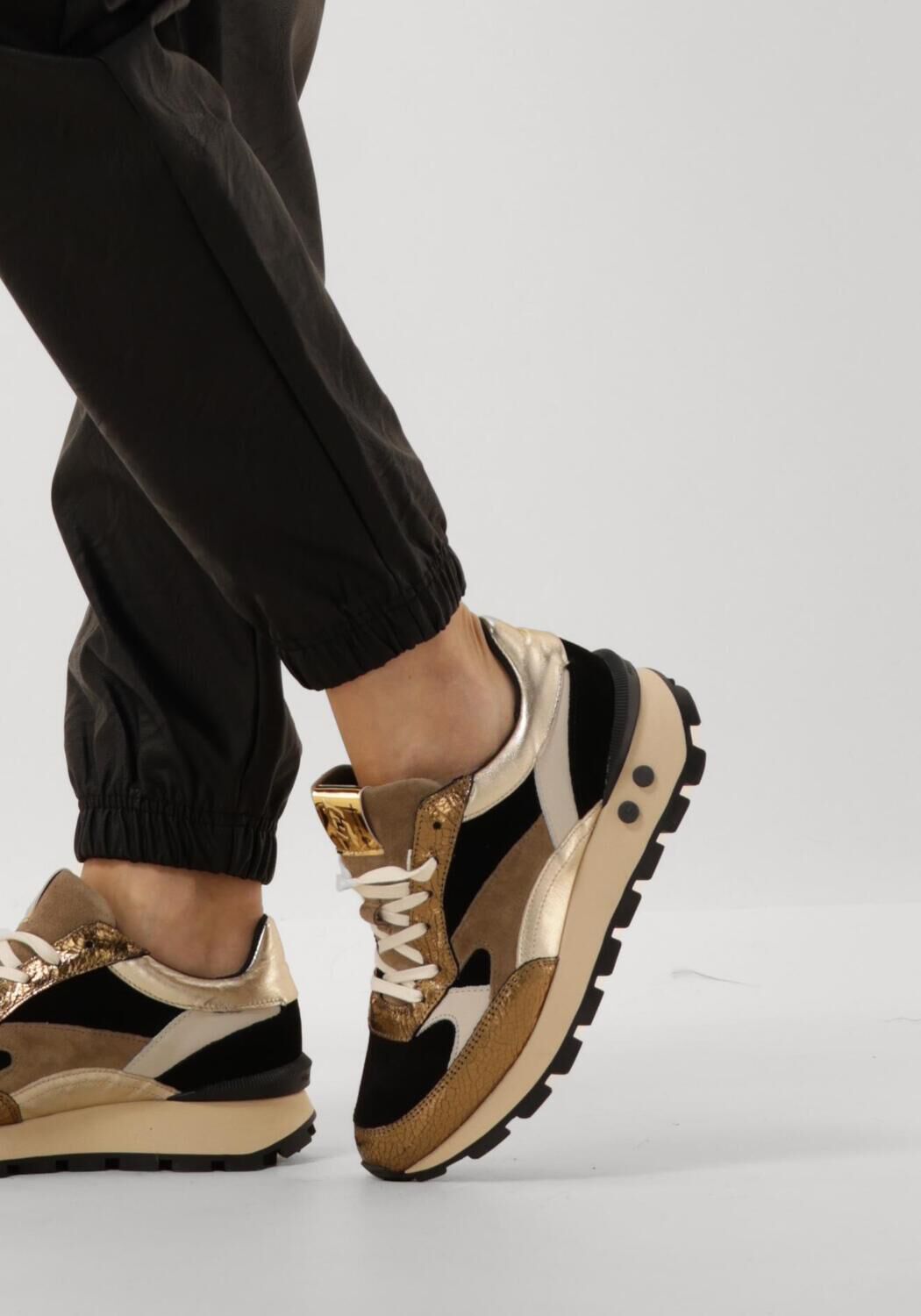 Dames Sneakers Goud online kopen Morgen in huis Omoda