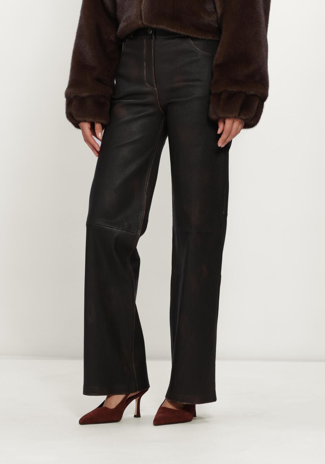STUDIO AR Pantalon RENITA VINTAGE STRETCH PLONGE en marron - large