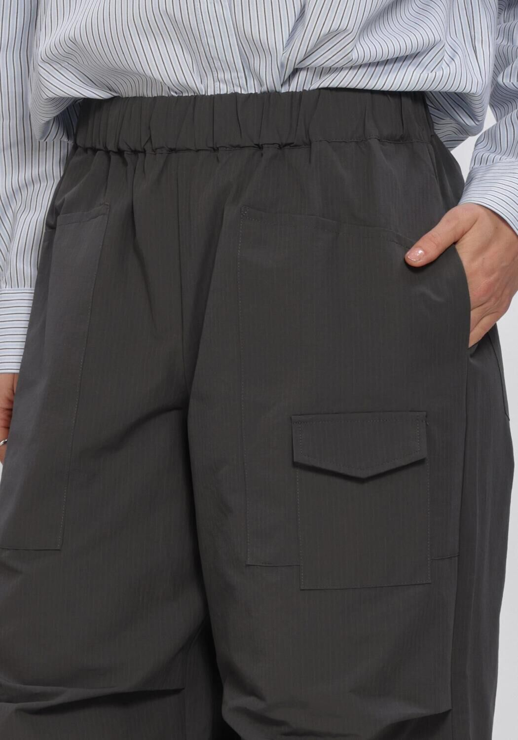 MY ESSENTIAL WARDROBE MWTASMA TRACK PANT Pantalons Gris fonc&eacute; - large