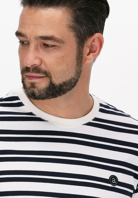 ANERKJENDT T-shirt AKROD T-SHIRT Crème - large