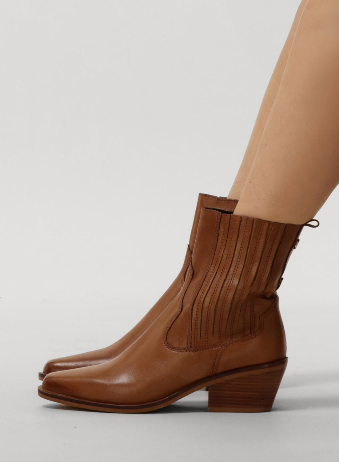 HABOOB LPLEXXHM Bottines en cognac - large