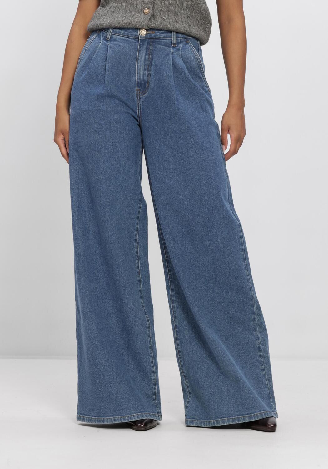Blauwe AMAYA AMSTERDAM Wide jeans ARIA PANTS - large