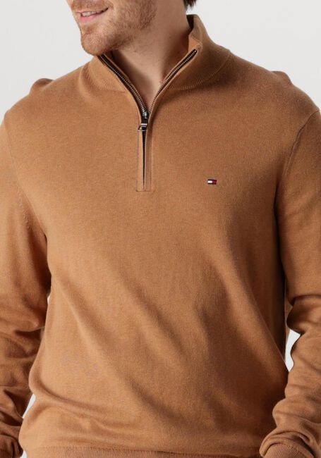 Camel TOMMY HILFIGER Trui PIMA ORG CTN CASHMERE ZIP MOCK - large