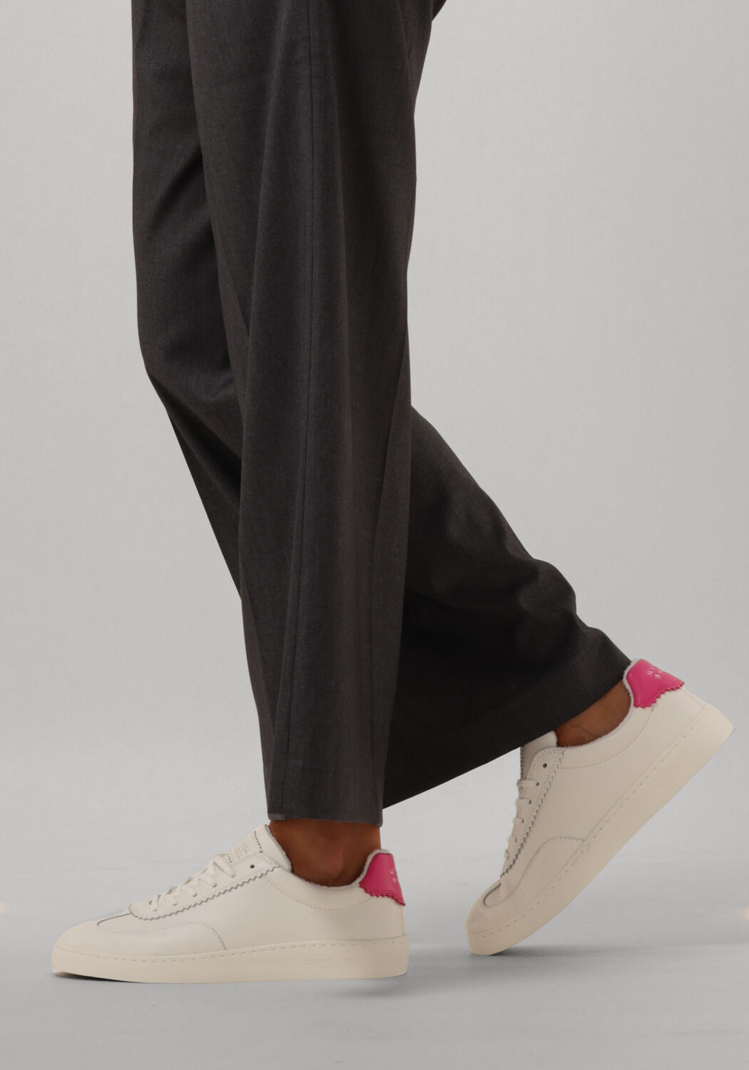 SCOTCH & SODA Baskets basses PLAKKA W en blanc - large