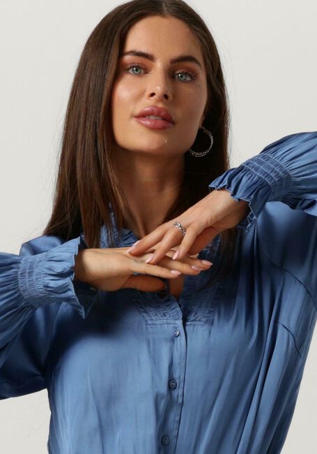 Blauwe NEO NOIR  BRIELLE SATIN BLOUSE - large