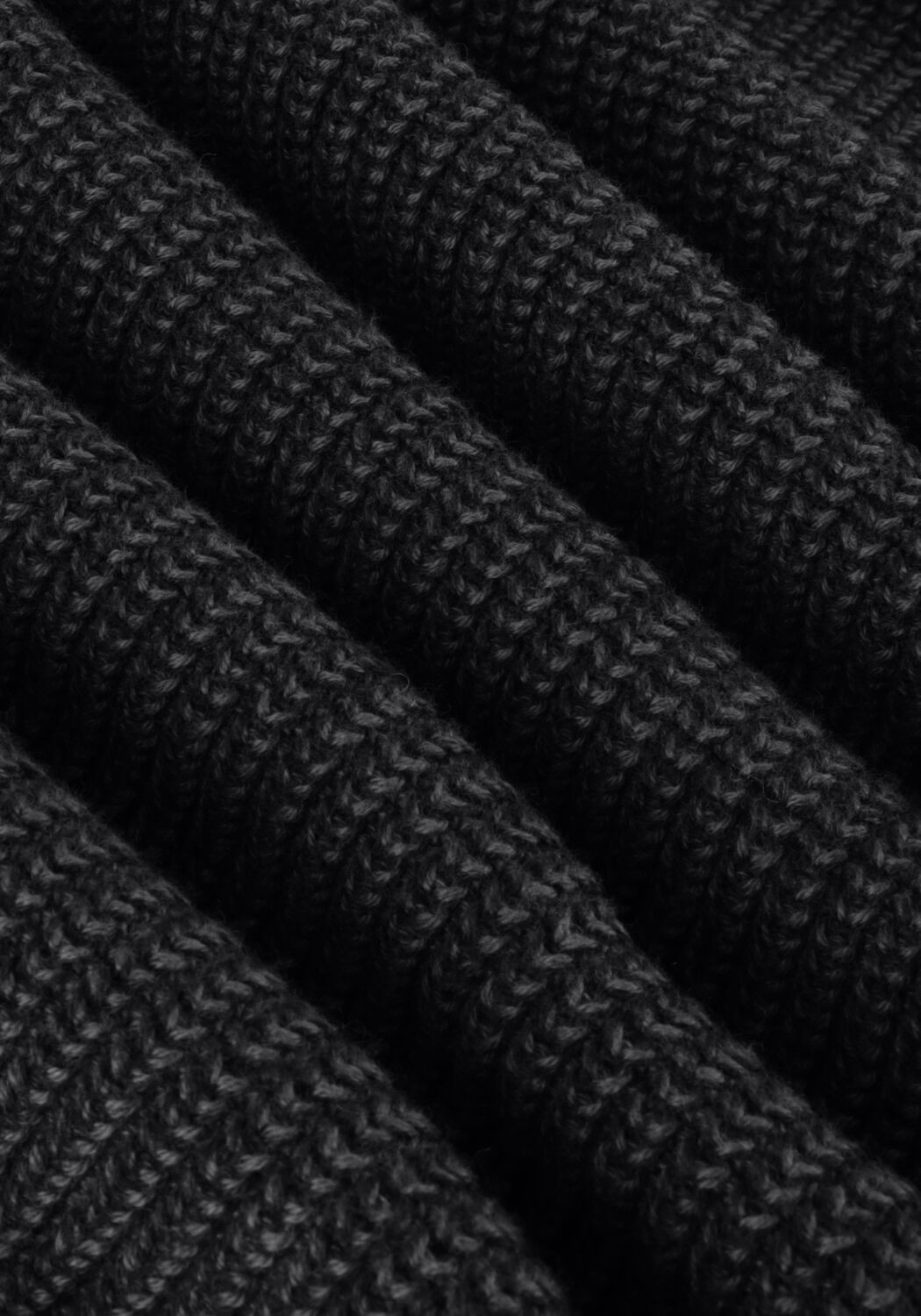 TOMMY JEANS Pull TJM REG TONAL XS BADGE SWEATER en noir - large