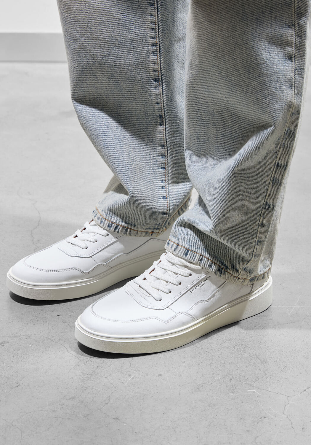 STEFANO LAURAN Baskets basses LJ2501 en blanc - medium