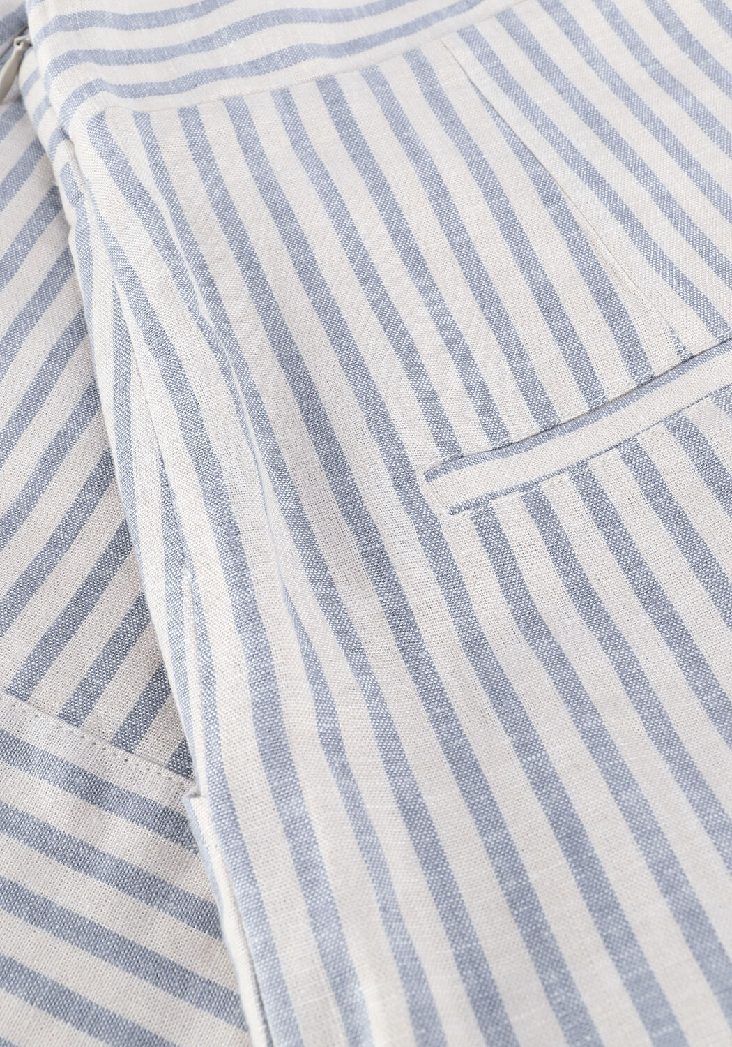 Witte CHPTR-S Broeken/jumpsuits PRIDE SHORT - large