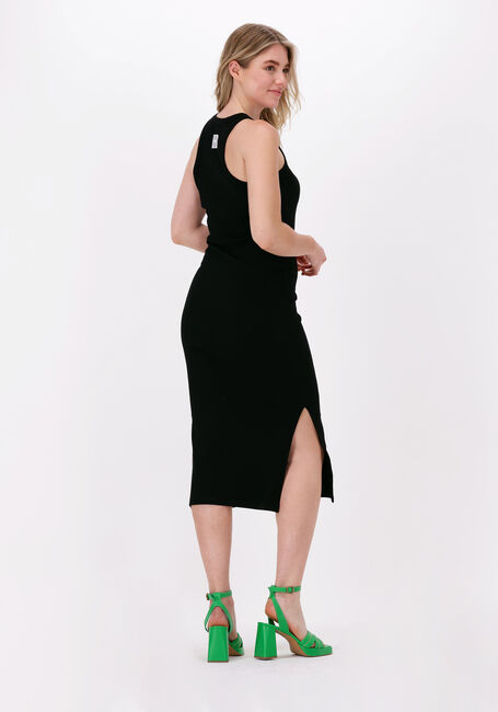 LEVETE ROOM Robe midi NUMBIA 4 DRESS en noir - large