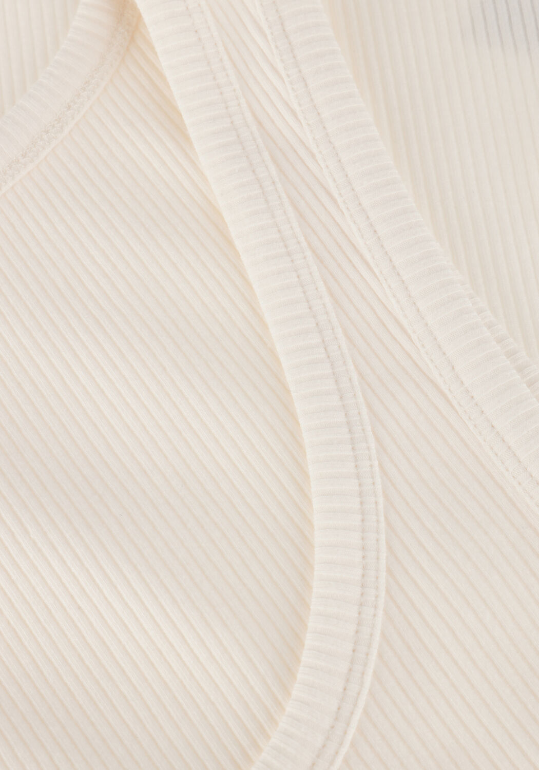 SELECTED WOMEN Haut SLFANNA U-NECK TANK TOP en blanc - large