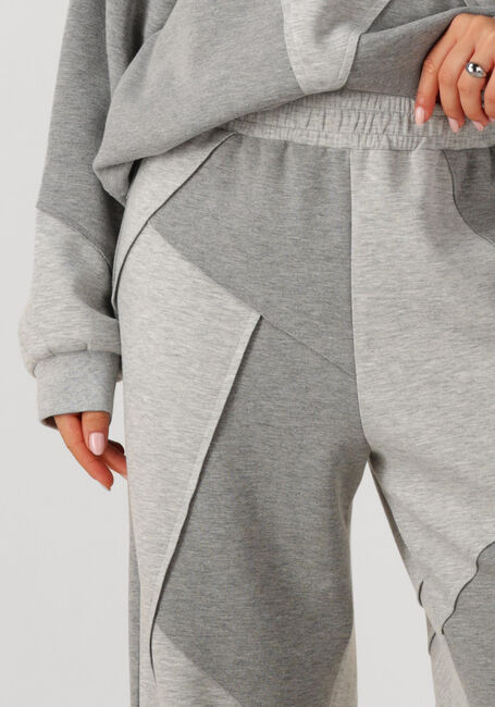 STUDIO AMAYA Pantalon de jogging CAMILA Gris clair - large