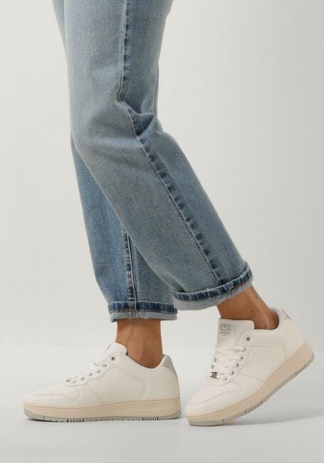 CRUYFF Baskets basses INDOOR ROYAL DAMES en blanc - large