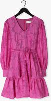 SELECTED FEMME Mini robe SLFCATHI-SADIE SHORT V-NECK DRESS en rose