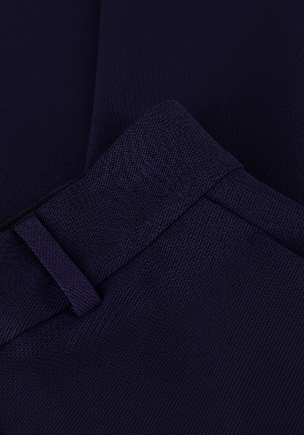 VANILIA Pantalon TAILORED TWILL en violet - large