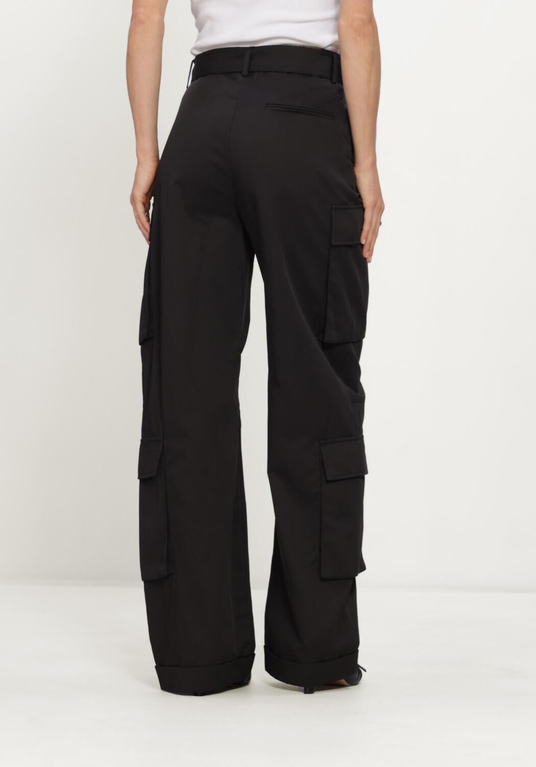 Zwarte HAUTE L'AMITI&Eacute; Broeken/jumpsuits RABI CARGO POCKET TALL PANT - large