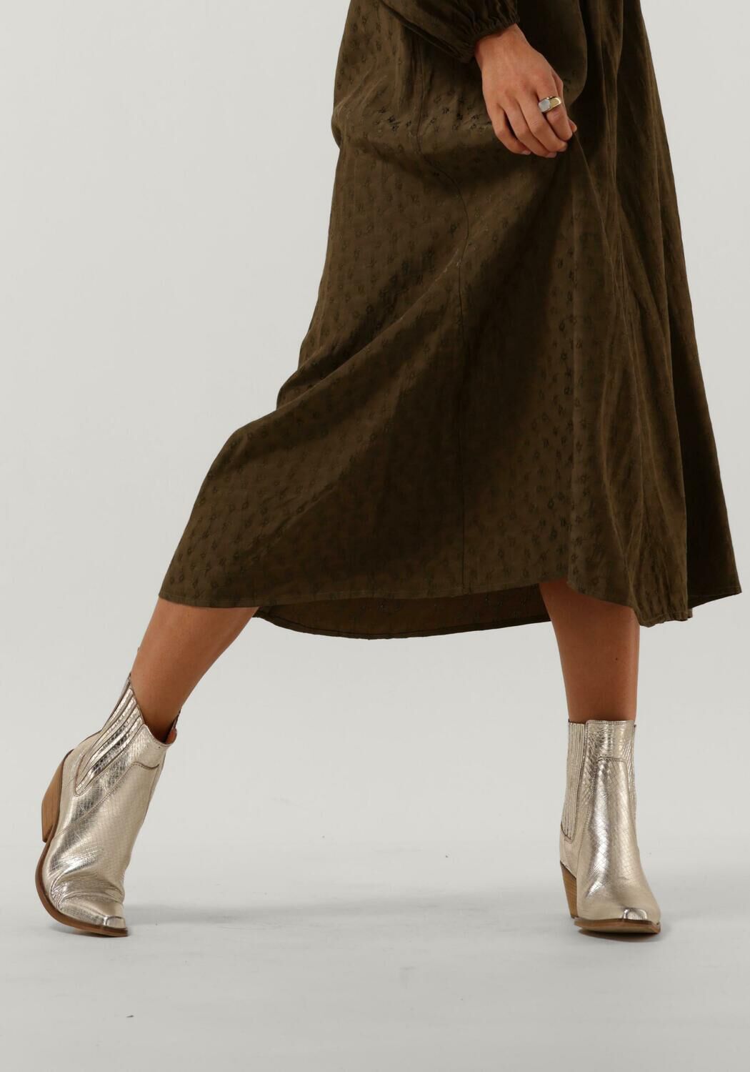 Omoda on sale gouden laarsjes