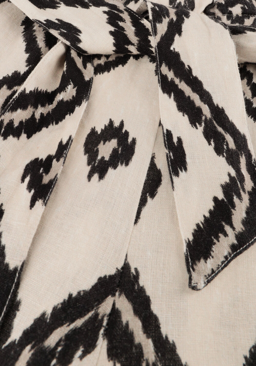 Zwarte MR MOOD Wijde broek MRS KATTO - large