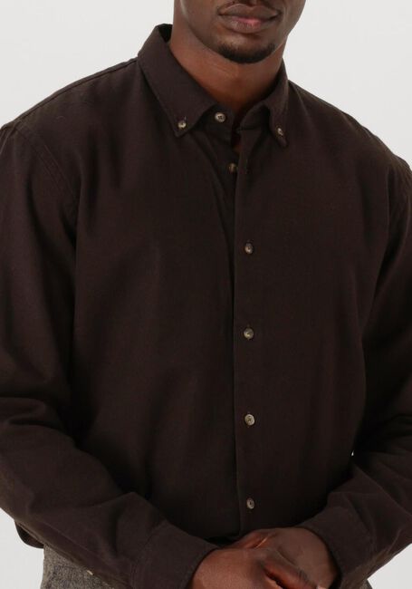 SELECTED MEN Chemise décontracté SLHREGNOAG MIX BDWN LS SHIRT CAMP en marron - large
