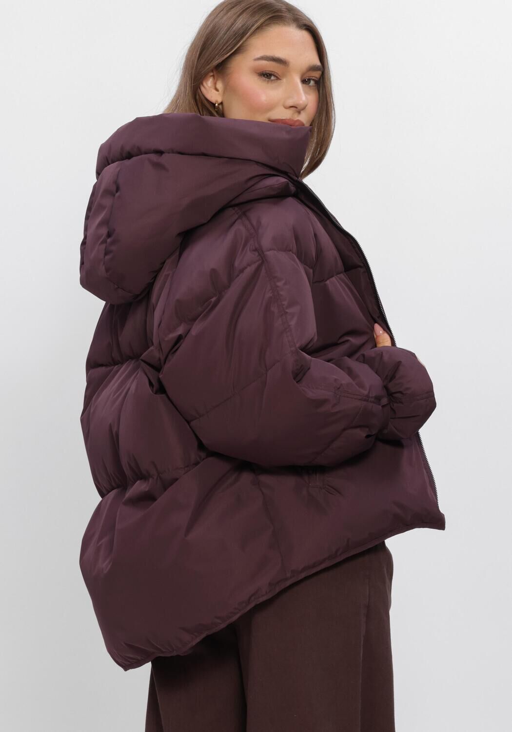 Bordeaux WITHBLACK Gewatteerde jas WBLKYLIE REAL DOWN JACKET - large