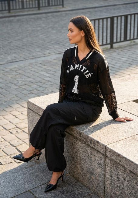 Zwarte HAUTE L'AMITI&Eacute; Top LACE FOOTBALL V-BLOUSE - large