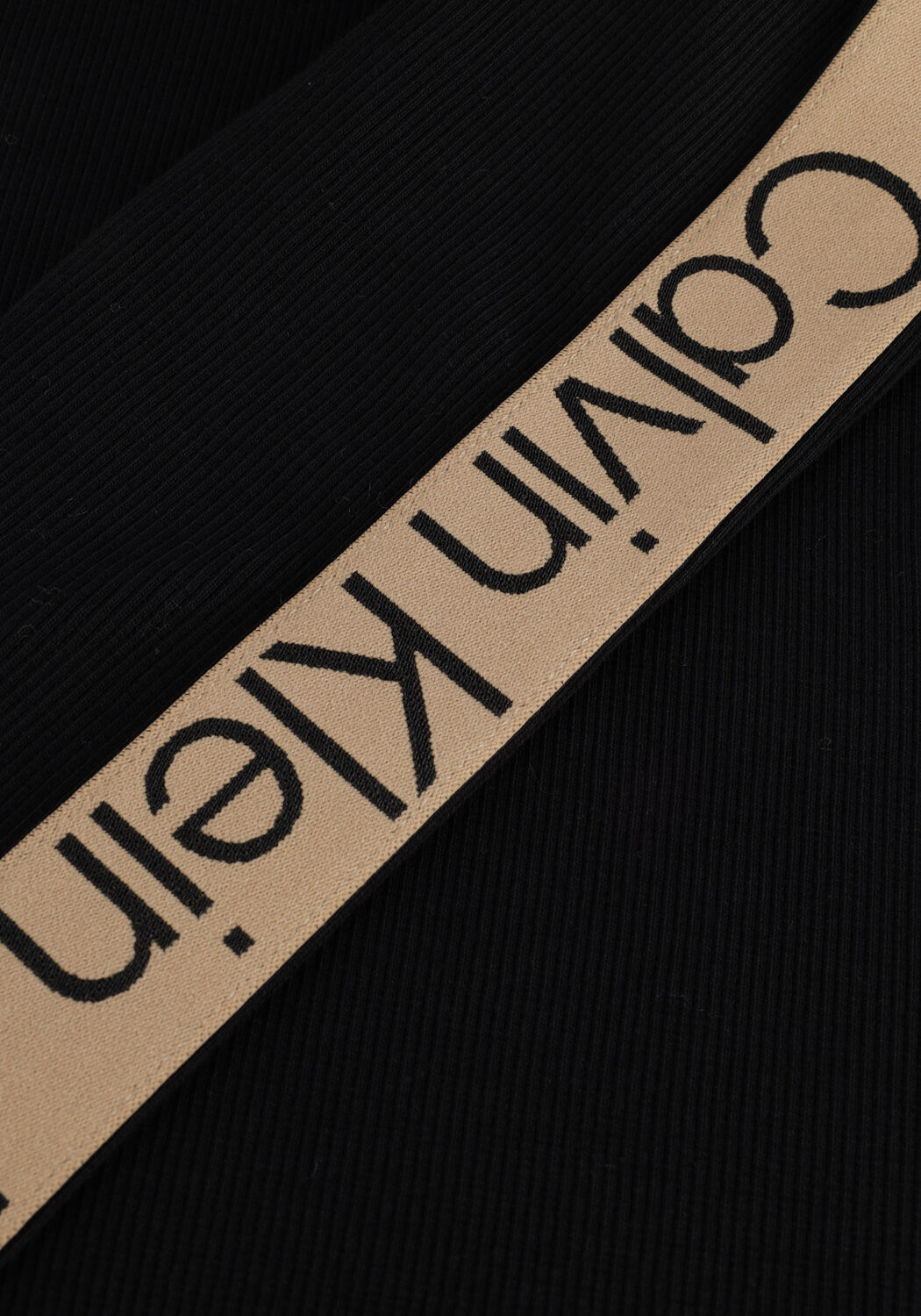 Zwarte CALVIN KLEIN Maxi jurk LOGO TAPE ROLL NECK RIB DRESS - large