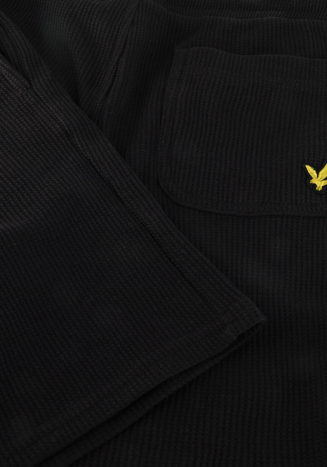 LYLE & SCOTT Pantalon courte WAFFLE SHORT en noir - large