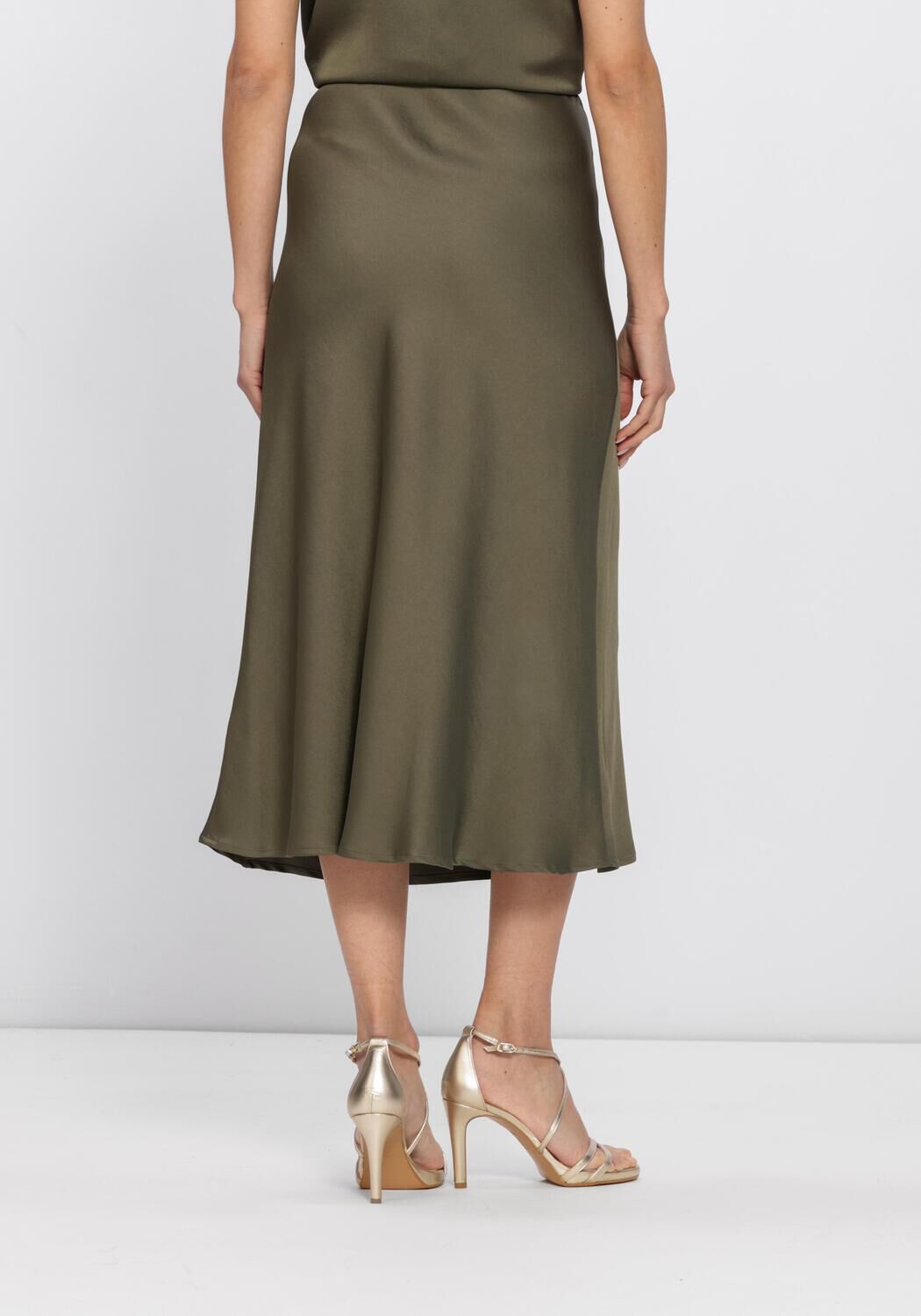 DRYKORN Jupe midi URA en vert - large