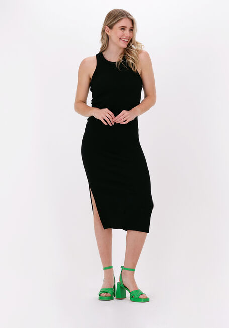 LEVETE ROOM Robe midi NUMBIA 4 DRESS en noir - large