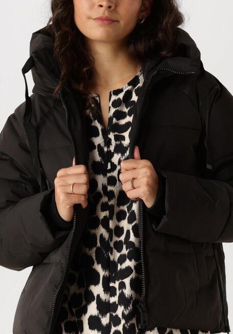 MSCH COPENHAGEN Veste matelassé MSCHPAVINARIA SHORT JACKET en noir - large