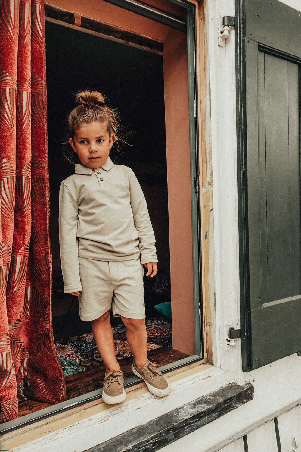 BAJE STUDIO Pantalon courte MANU en vert - large