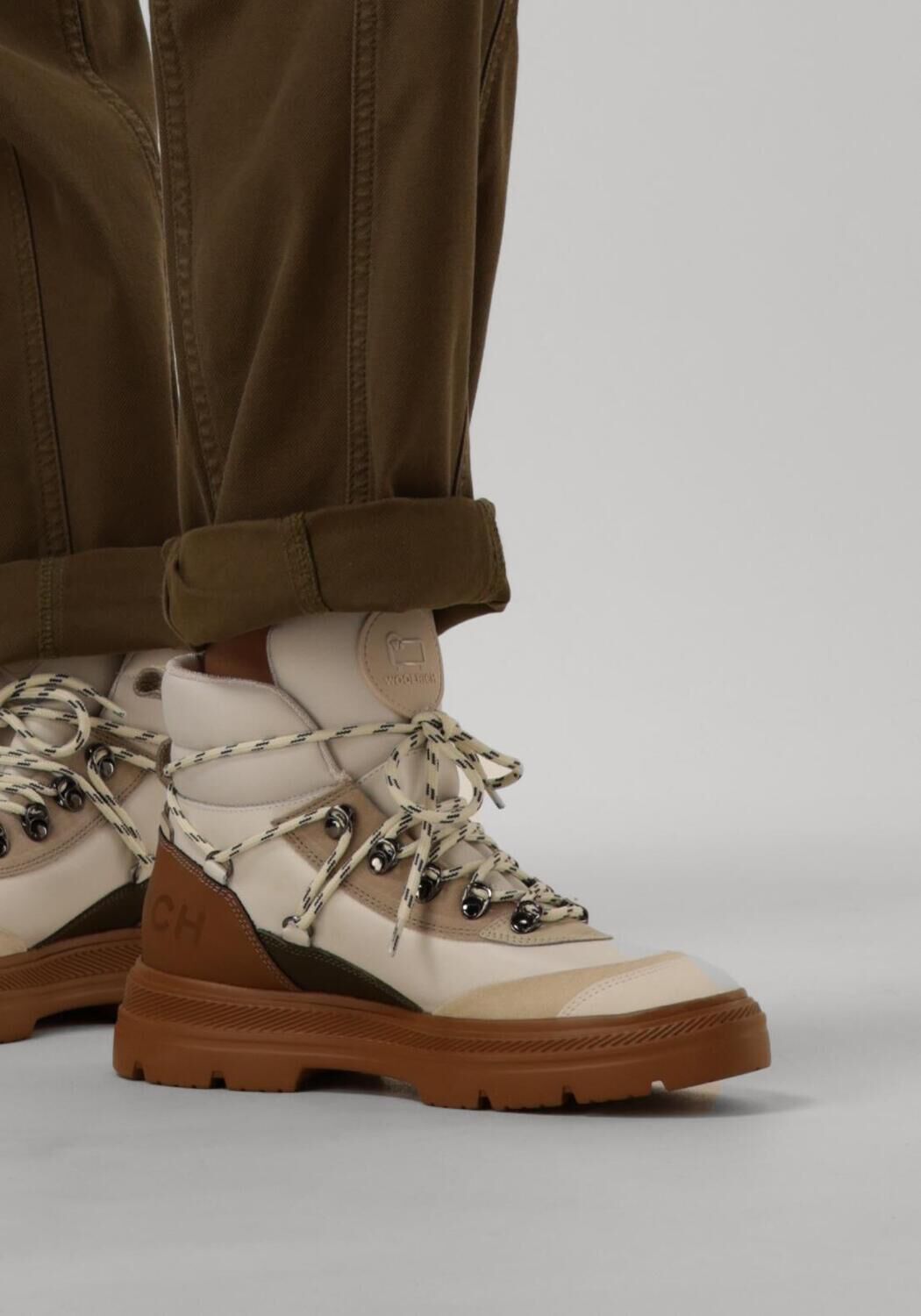 Witte WOOLRICH  RETRO HIKING BOOT GUM - large