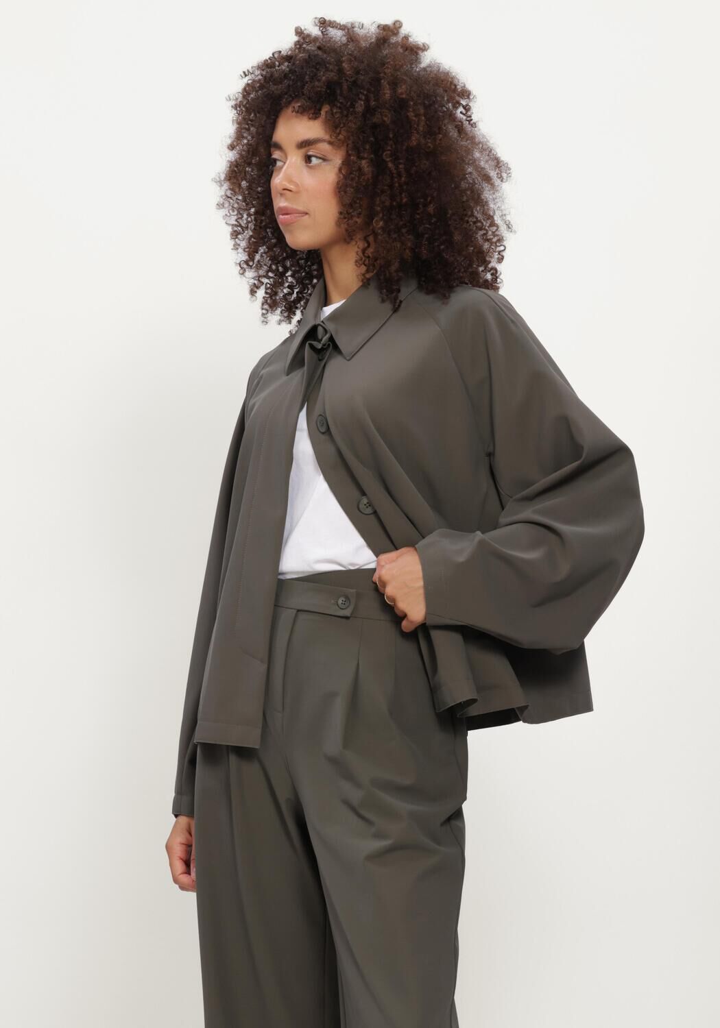 Olijf JAPAN TKY Blazers DAIRIN - large