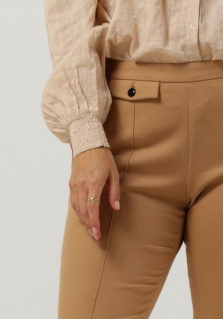 Bruine RUBY TUESDAY Pantalon ROGENE BELT BOTTOM PANTS - large