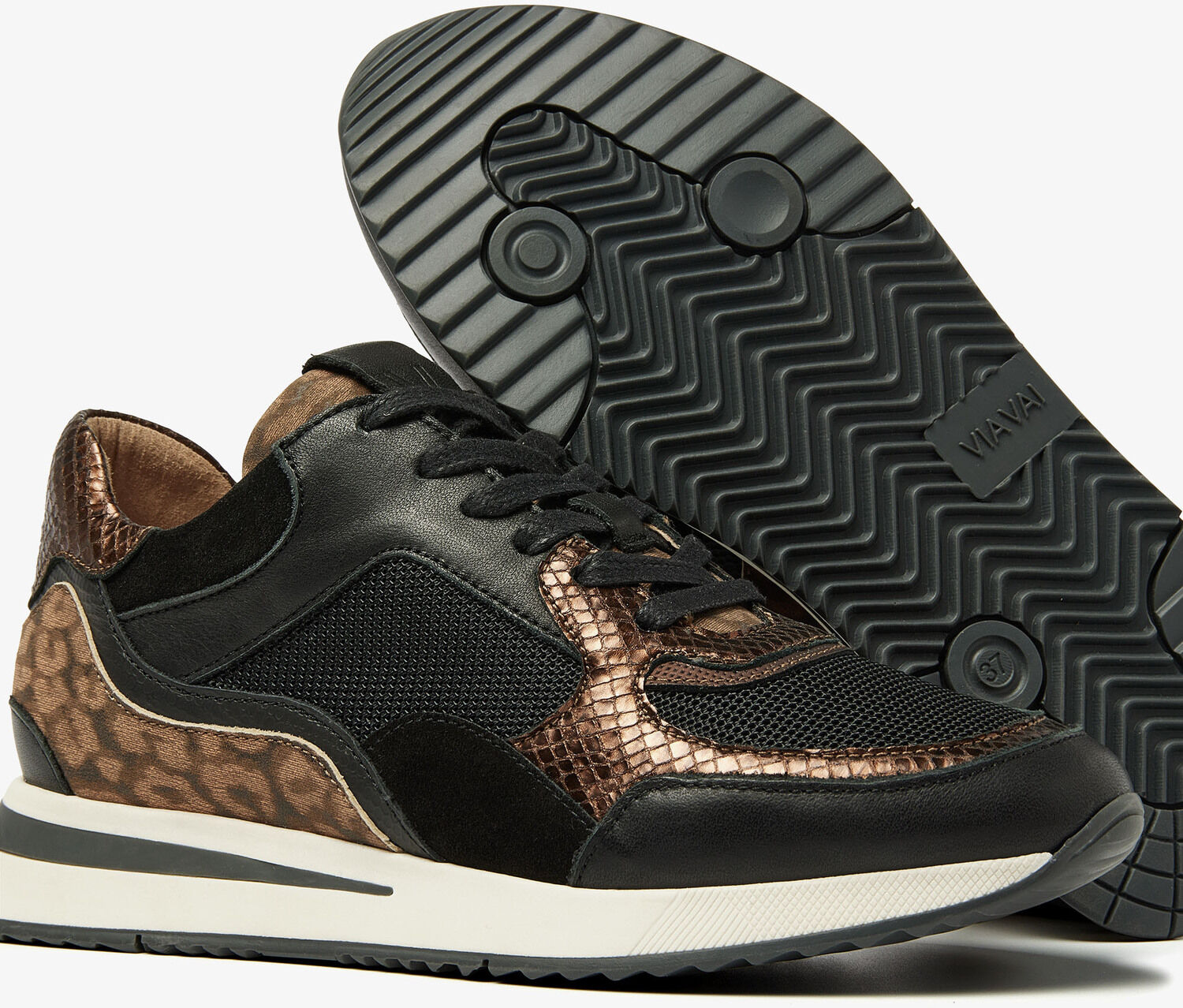 Zwarte VIA VAI Sneakers NORA SOOTH - large
