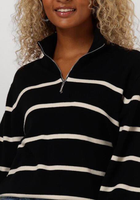 Y.A.S. Pull YASSHANTI LS KNIT PULLOVER en noir - large