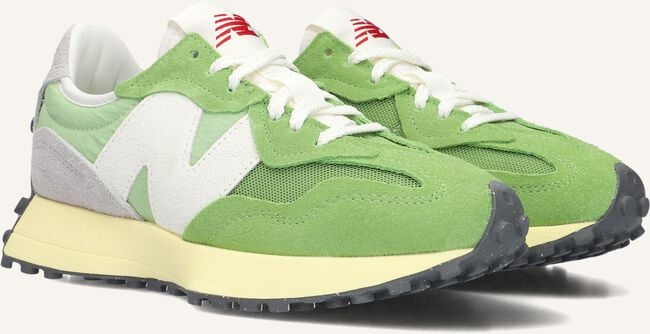 Groene NEW BALANCE Sneakers U327 D Groene NEW BALANCE Sneakers U327 D - large