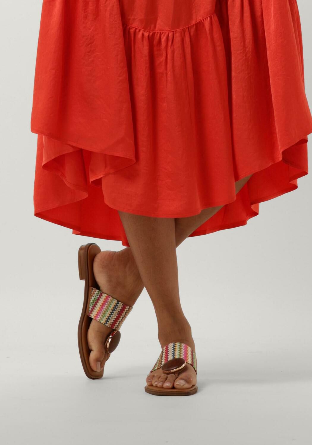 NOA HARMON Tongs 9275 en rose - large