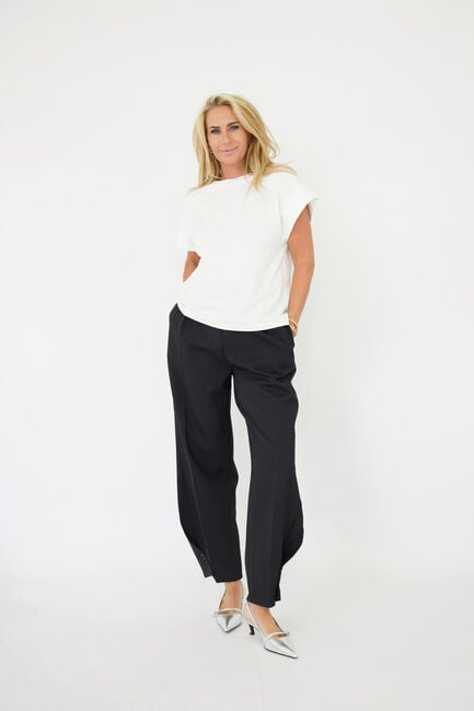 EST'SEVEN LOUA PANTALON Pantalons en noir - large