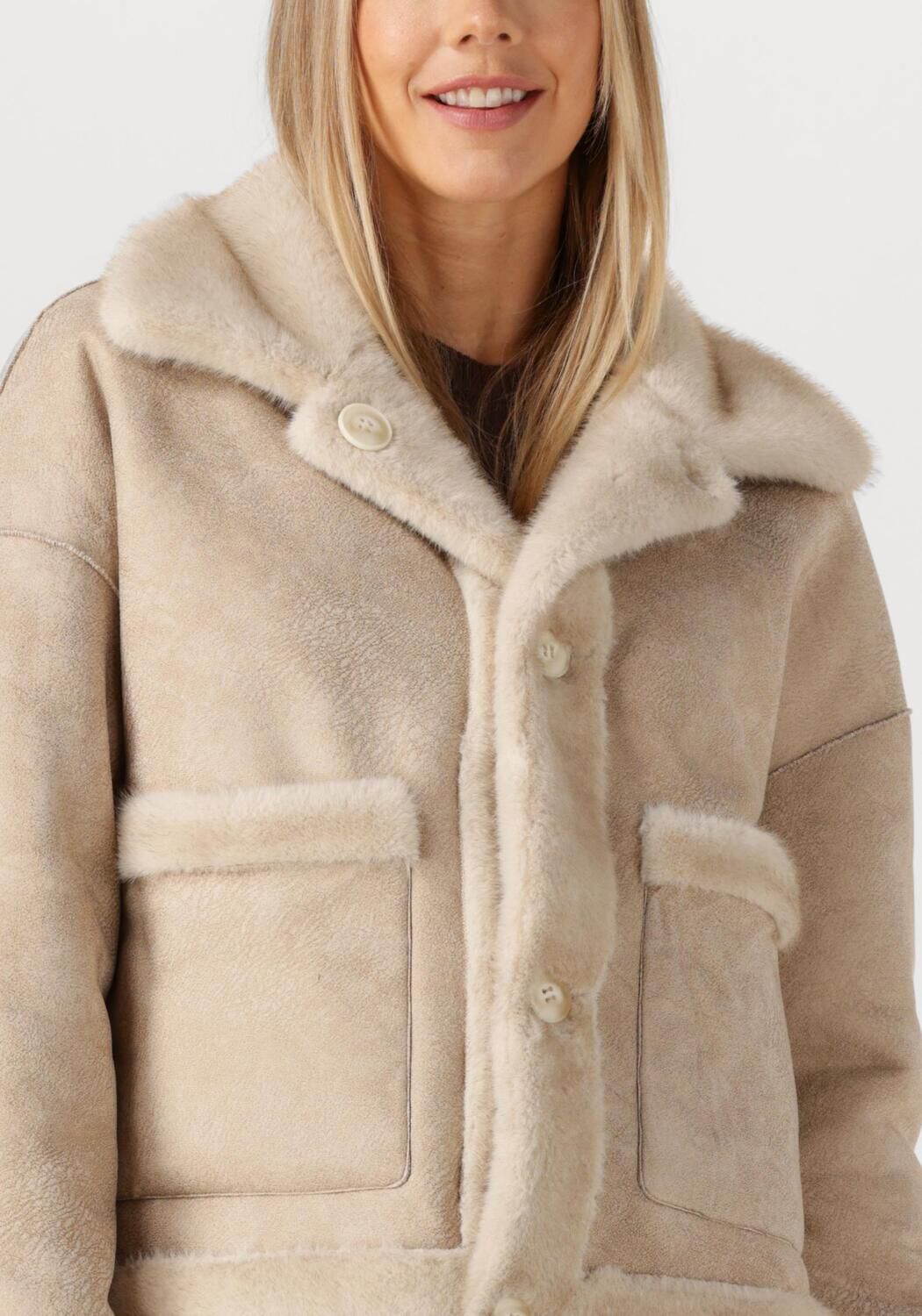 Beige STUDIO AR Faux fur jas FAJE - large