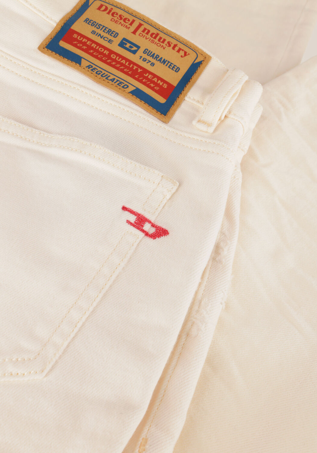 Witte DIESEL Slim fit jeans 2019 D-STRUKT - large