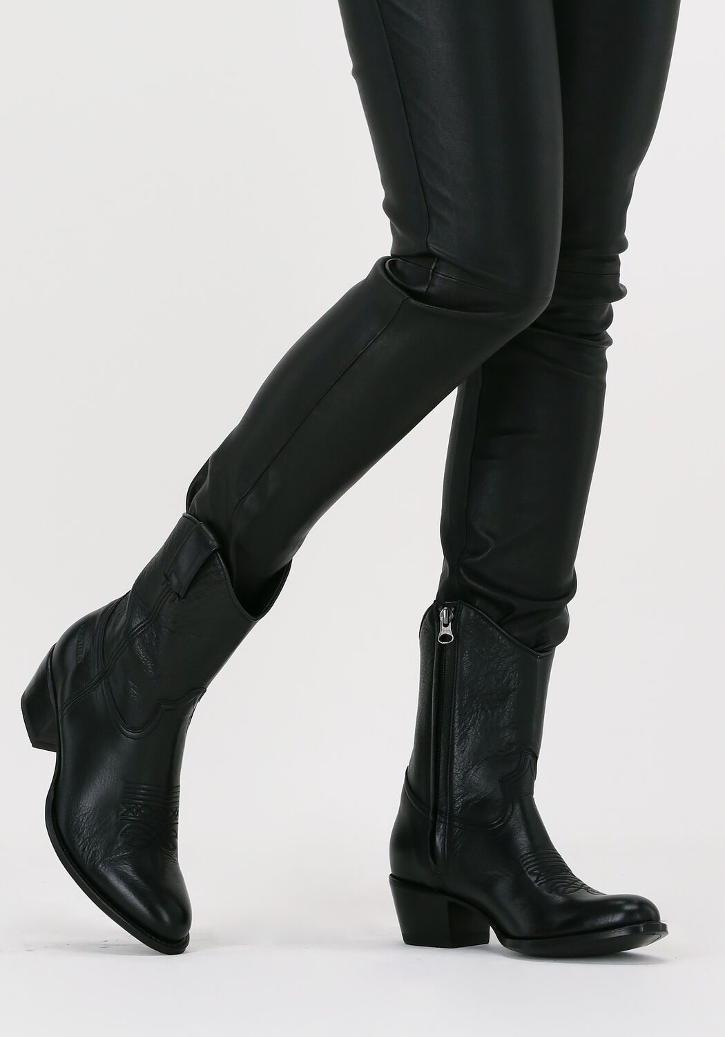 Zwarte SENDRA  17763 - large