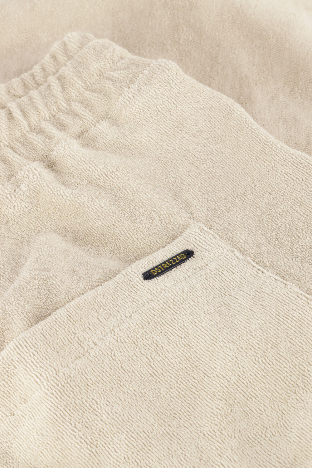 DSTREZZED Pantalon courte LOGAN TOWELLING SHORTS en beige - large