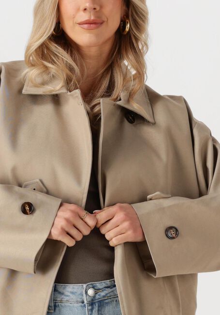 NEO NOIR Trenchcoats AMBIKA JACKET en beige - large