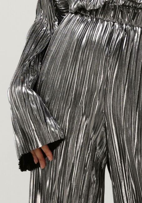 SELECTED FEMME Pantalon SLFNALINE TINNI HW RELAXED PANT en argent - large