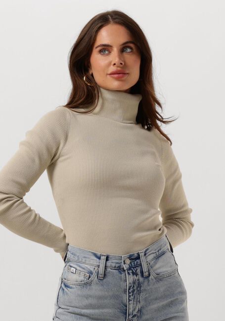 CALVIN KLEIN Col roulé WOVEN LABEL ROLL NECK SWEATER en beige - large